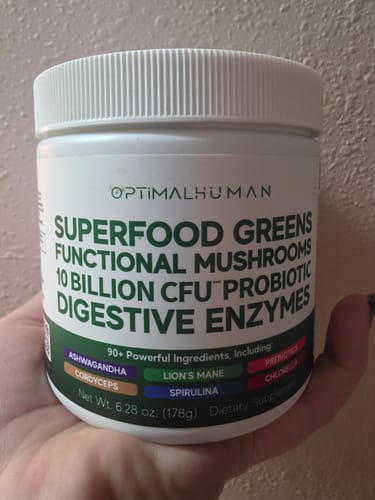 Customer photo review of Superfood Greens Tub (30-Day Supply)
