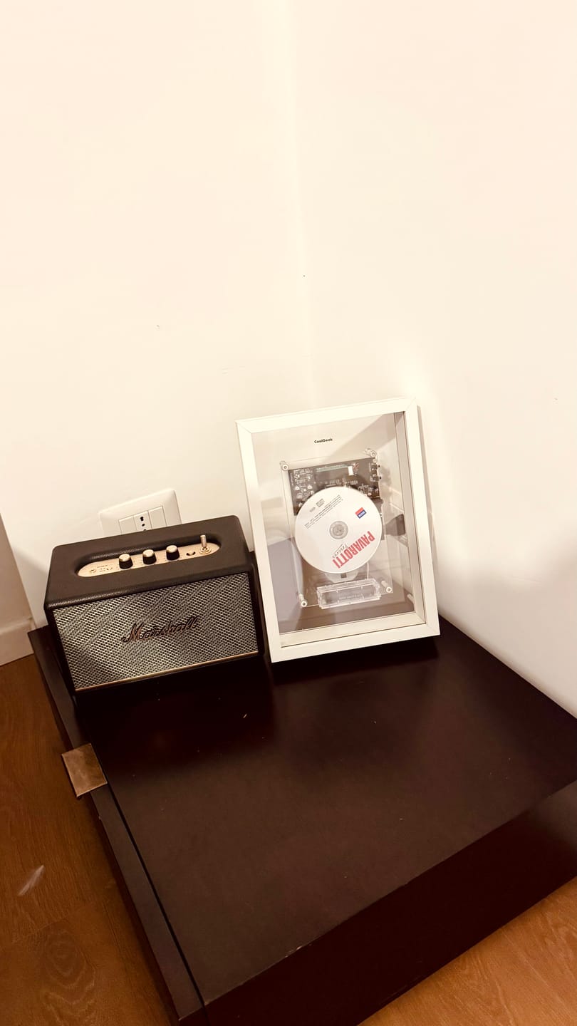 Customer photo review of M1 Music Frame CD Player