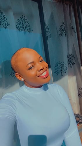 Customer photo review of Minoxidil High Strength (5%) SOLUTION, 3x60ml pack