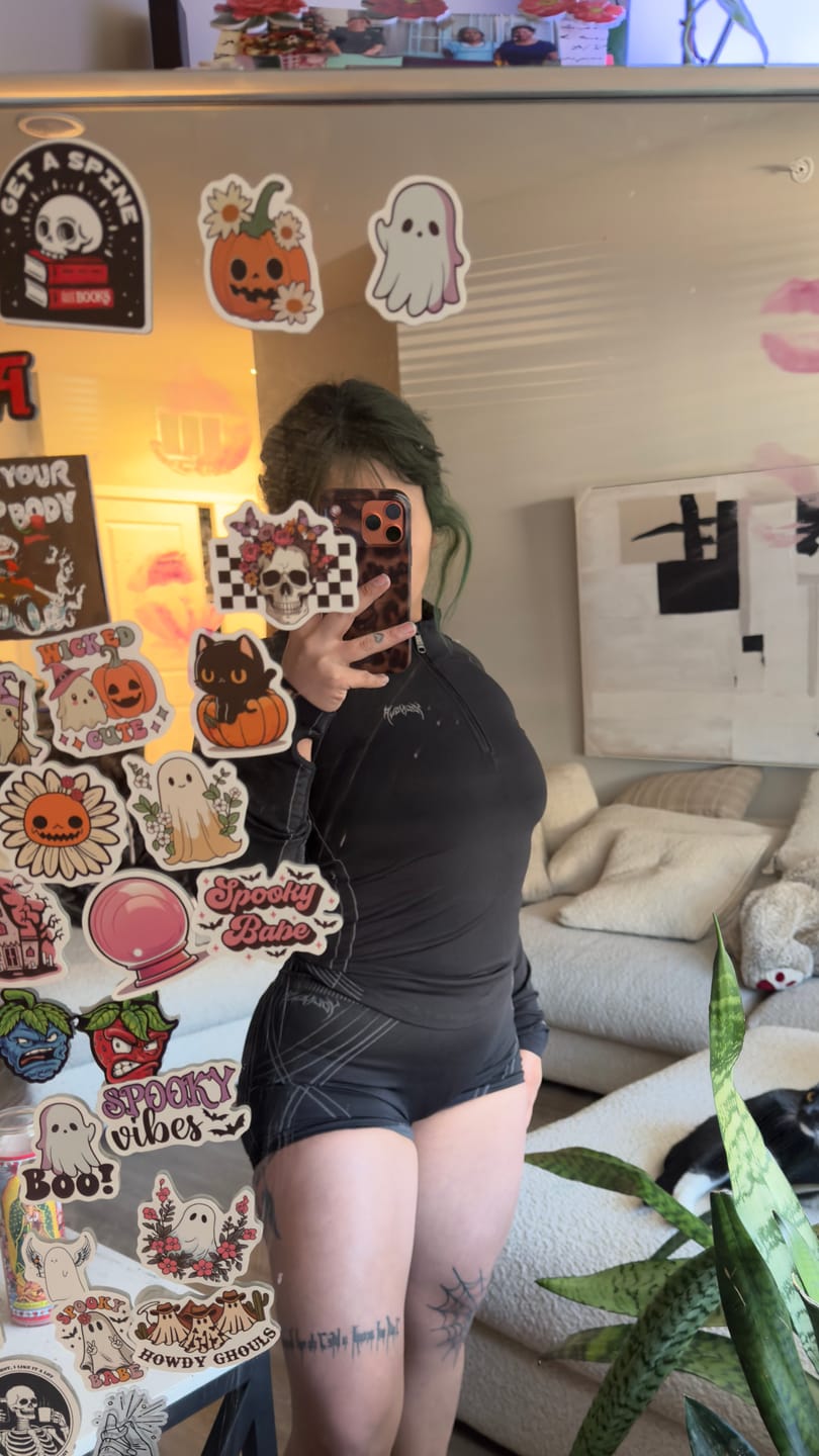 Customer photo review of W5197 Batman Seamless Pullover
