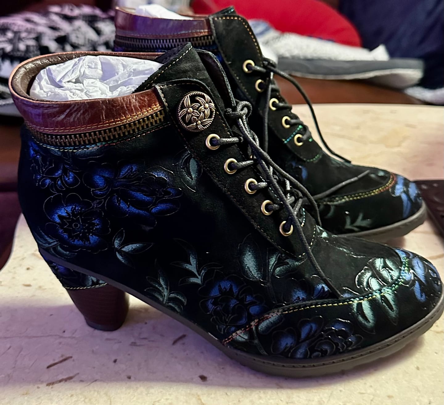 Customer photo review of Hand-Painted Floral Laces Elegant Pumps