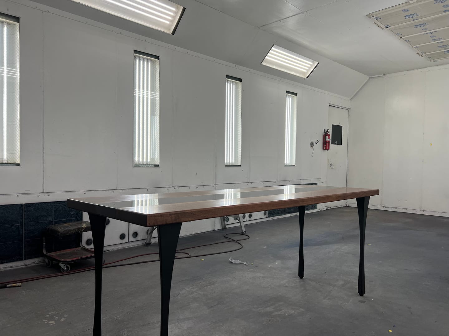 Customer photo review of Desk Legs 501 Snello 28.2" H Metal Handmade Furniture Legs