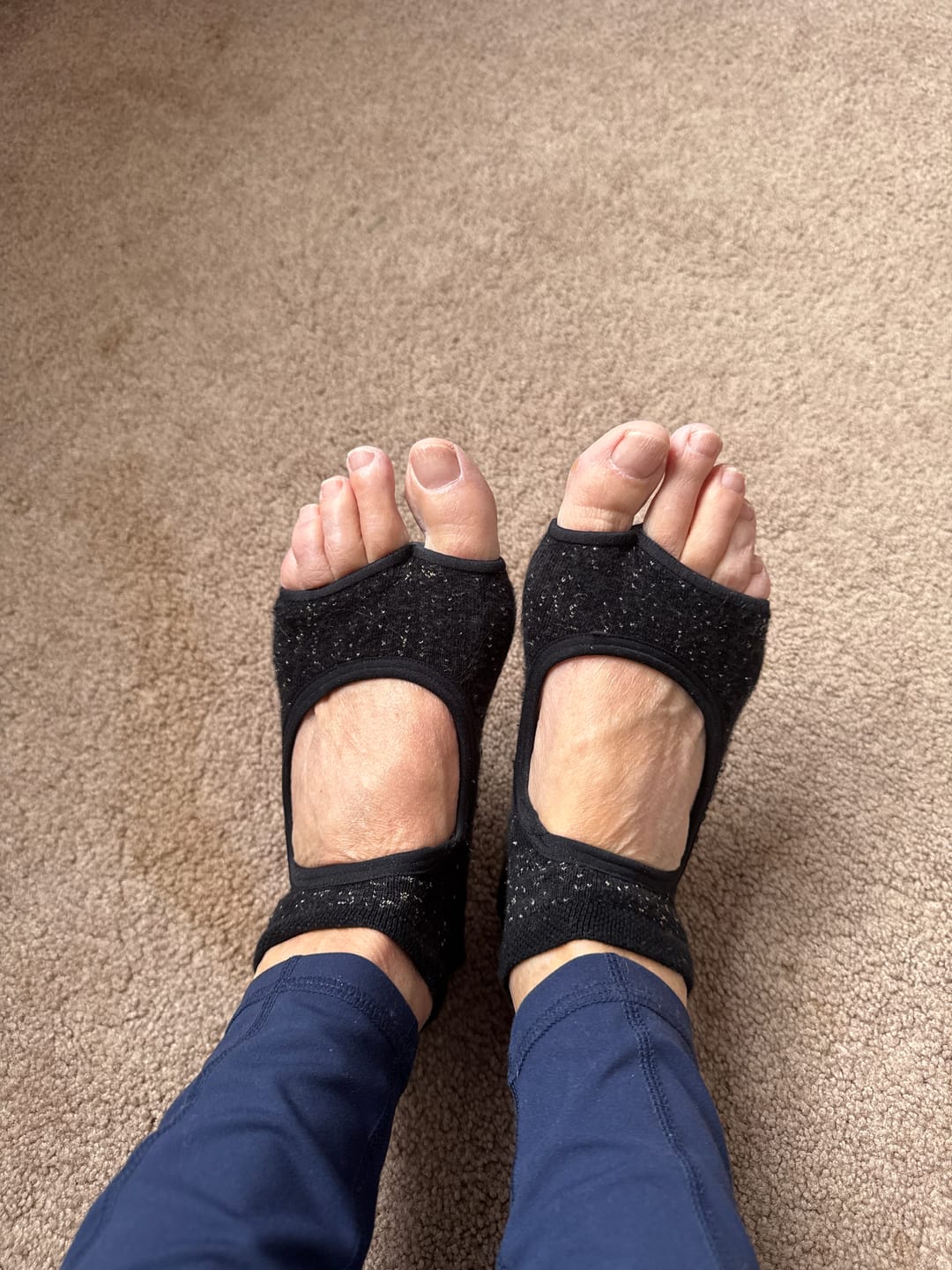 Customer photo review of Tucketts Allegro Pilates Socks - Non-Slip Grip, Open Toe, Barre & Yoga - Women's