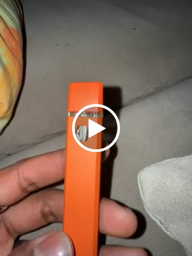 Customer video review of ROLLZ THCA Vape – approx. 800 puffs (90/10) | 2ml