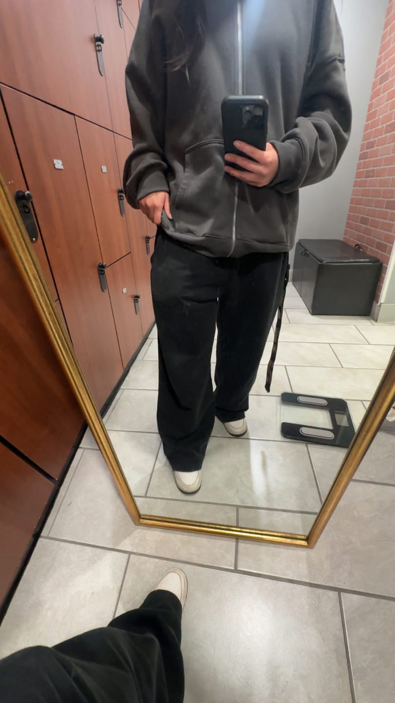 Customer photo review of 2041 - The Midnight Collection - Joggers