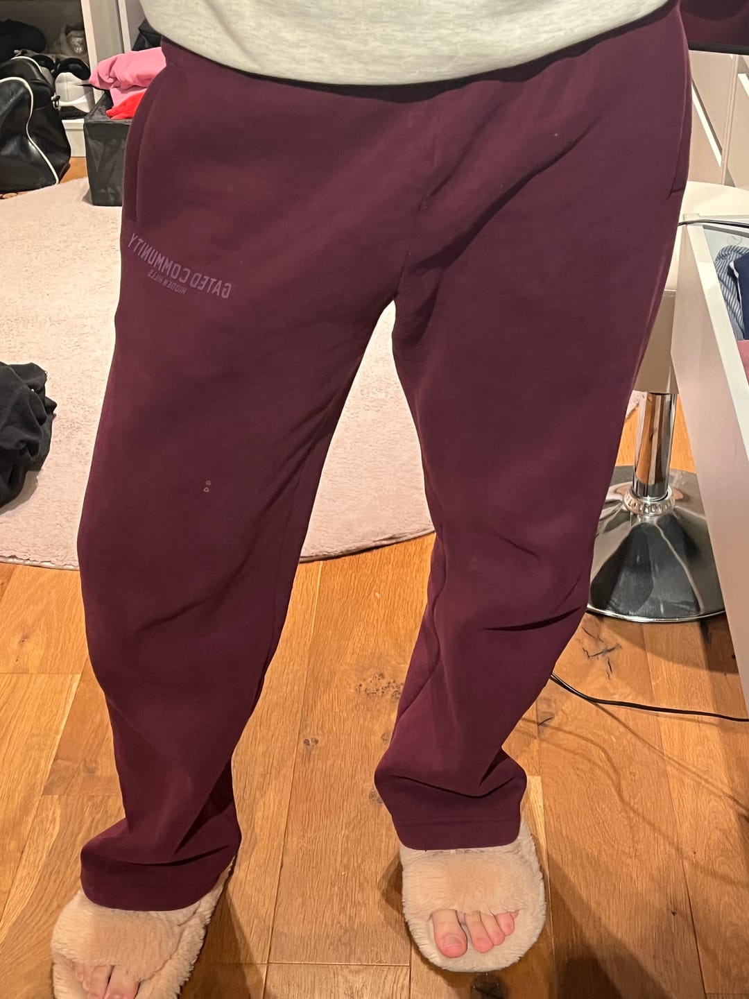 Customer photo review of BASICS STRAIGHT LEG SWEATPANTS DARK PLUM