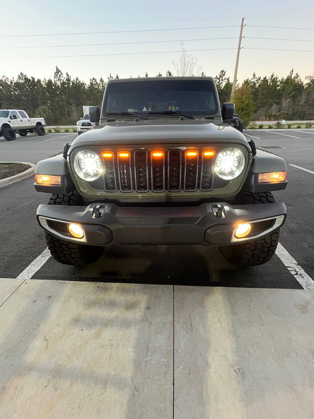 Customer photo review of Prerunner Amber/RGB Lights for 2024 JL JT Grille