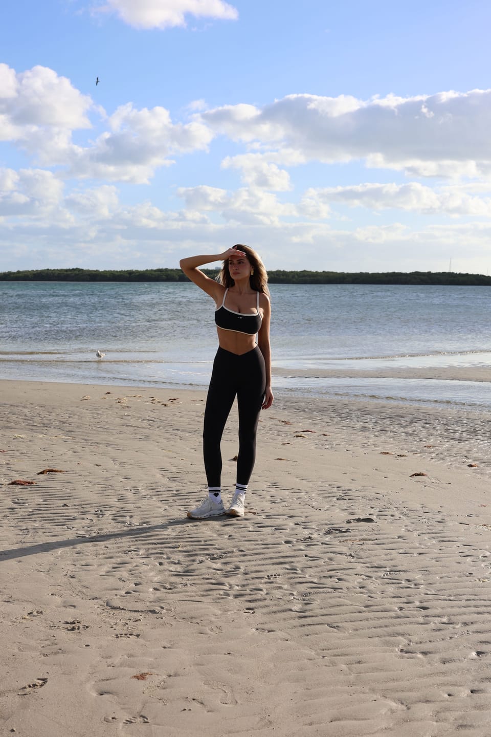 Customer photo review of The V Legging / Black