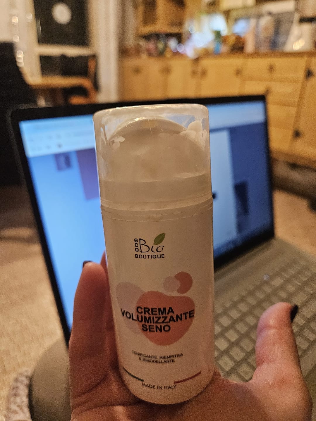 Customer photo review of Crema Volumizzante Seno