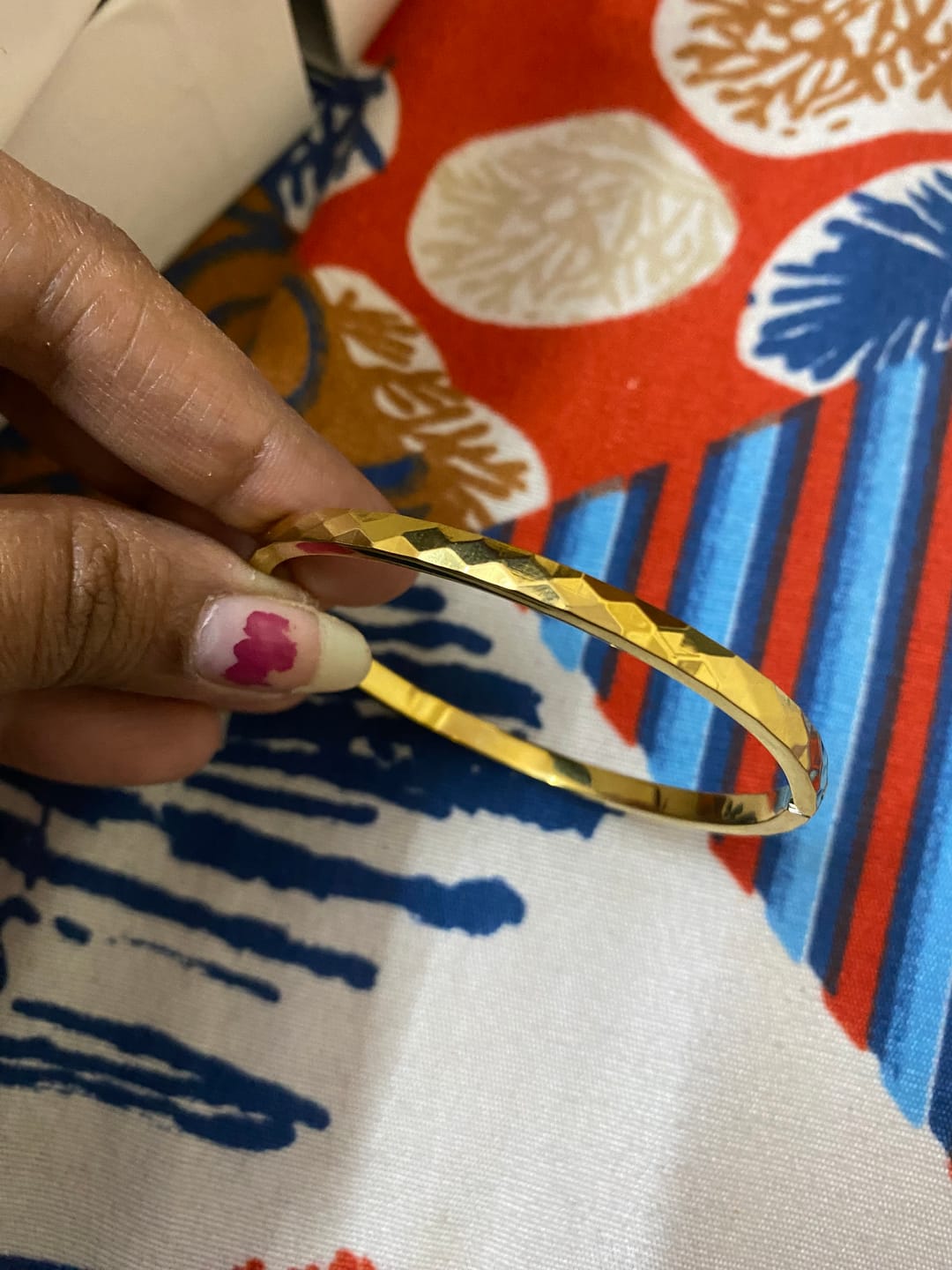 Customer photo review of Gilded Haze Bangle Bracelet