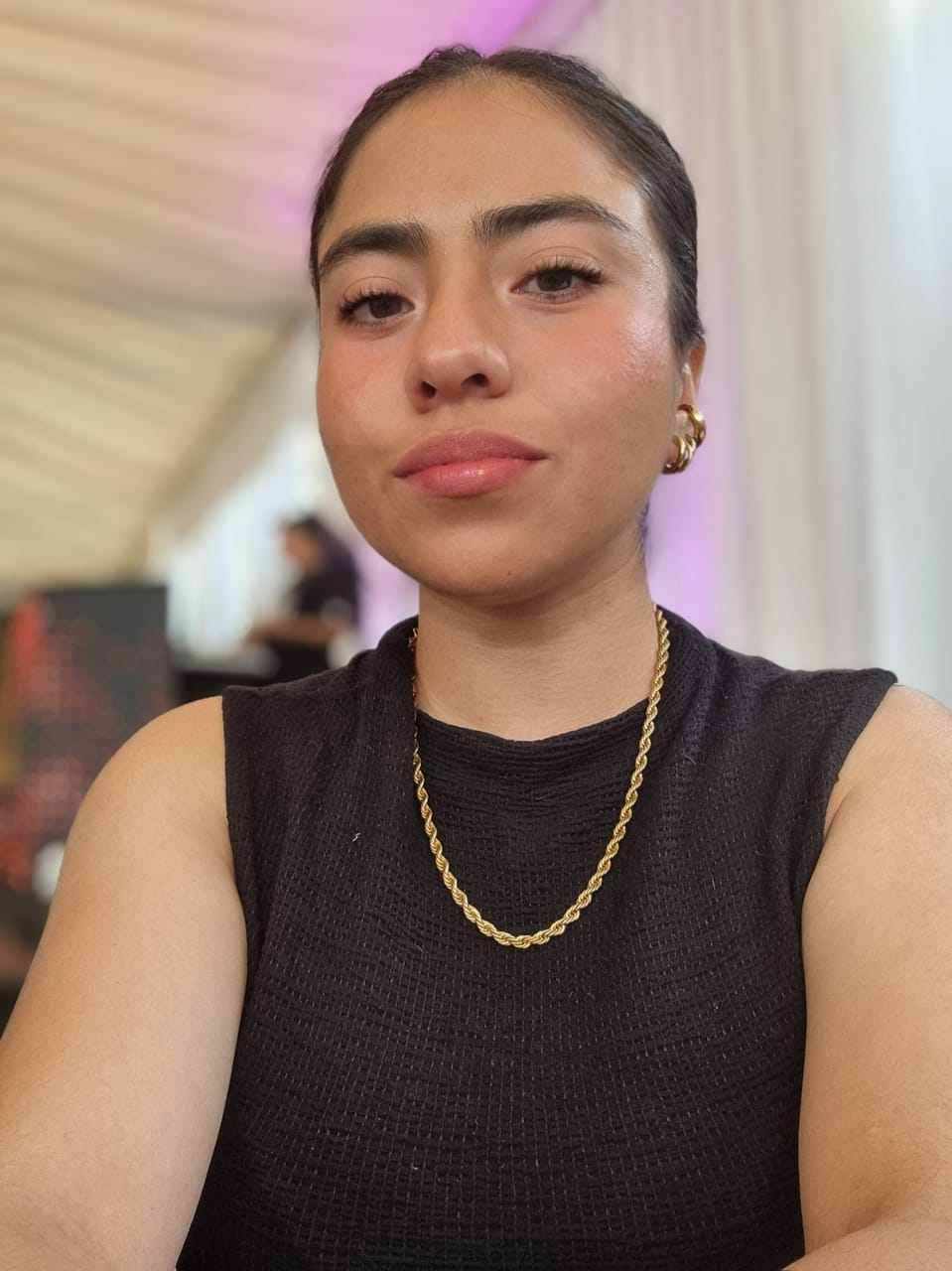 Customer photo review of Collar Elara