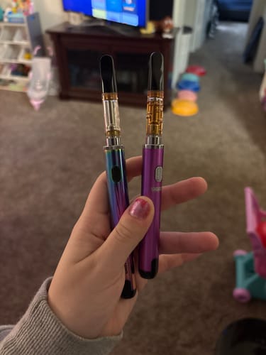 Customer photo review of 1 Gram HHC Vape Cartridge | Papaya Kush - Sativa