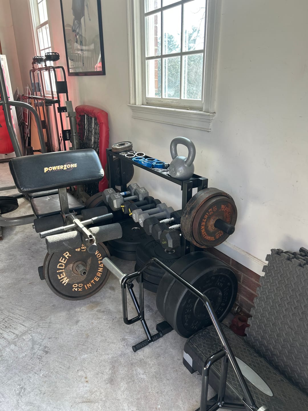 Customer photo review of URA-MAX BLACK Bumper Plate Sets