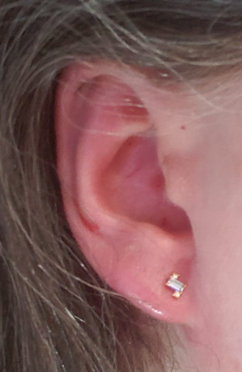 Customer photo review of Kimberly 18k White Gold Plated Solitaire Stud Earrings with Swarovski Crystals