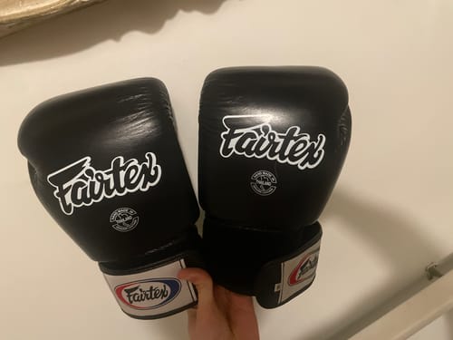 Customer photo review of FAIRTEX UNIVERSAL TIGHT-FIT BOXING GLOVES - BGV1
