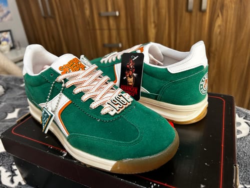 Customer photo review of Stranger Things Green Runner