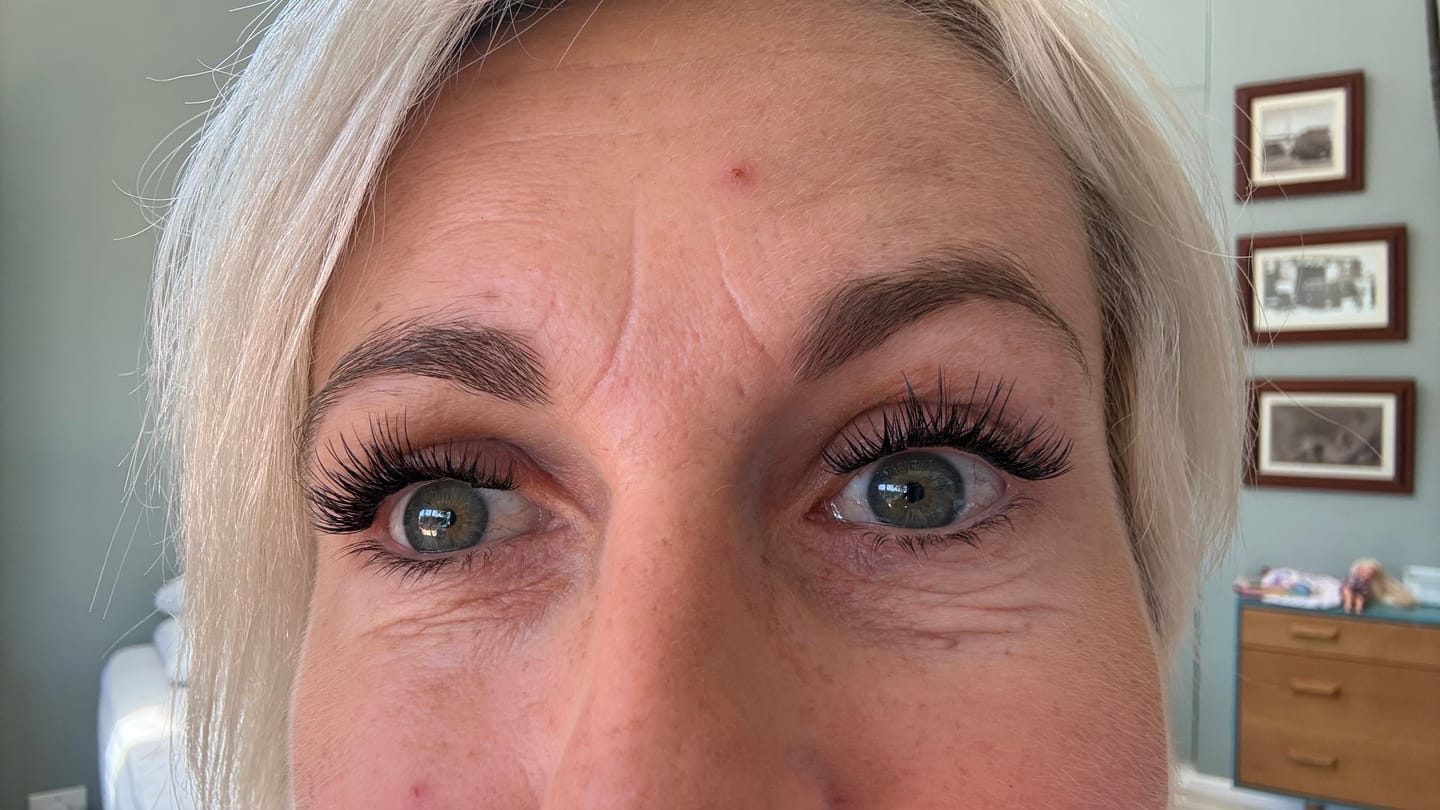 Customer photo review of Dreamy Lash Only