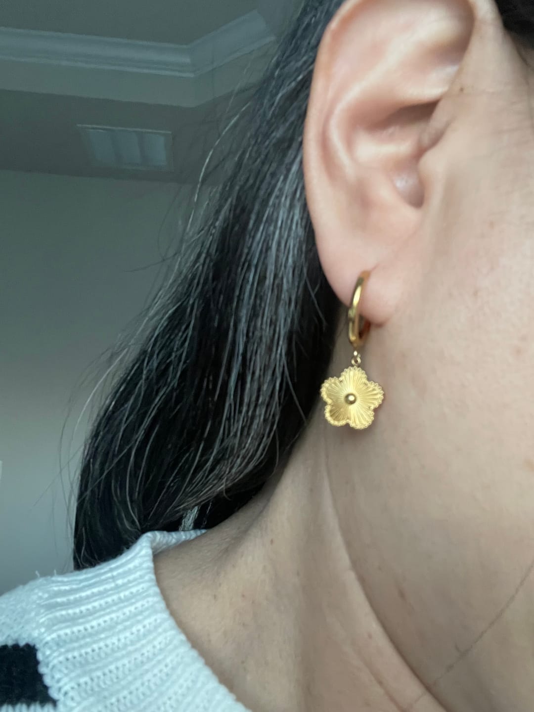 Customer photo review of Golden Clover Hoop Earrings