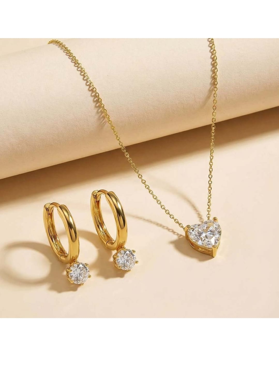 Customer photo review of Diamond Heart Duo Jewellery Set