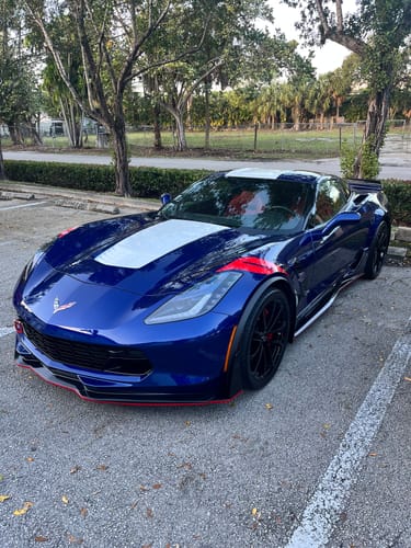 Customer photo review of Corvette C7 Stage 2 / Stage 3 Front Splitter & Side Skirts