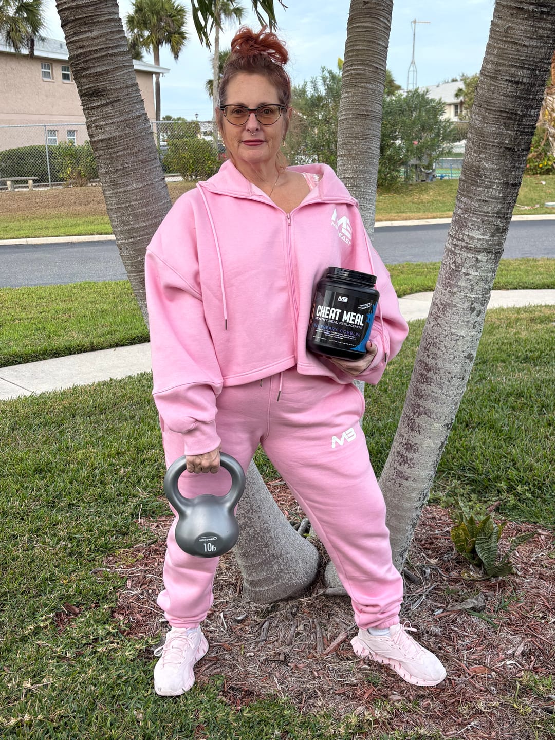Customer photo review of Boyfriend Joggers
