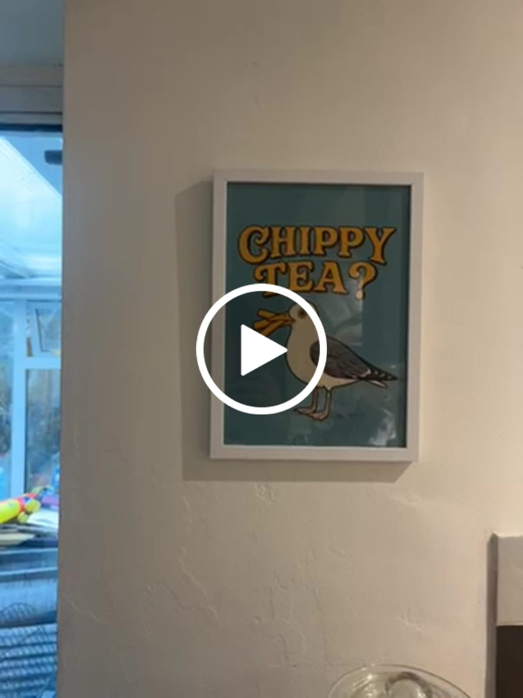 Customer video review of Chippy Tea - Print