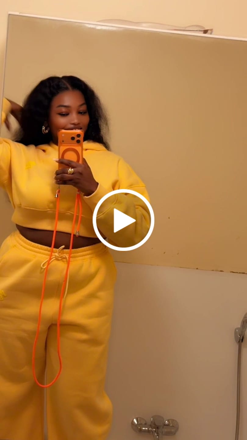 Customer video review of Soufflé Cropped Hoodie Sets