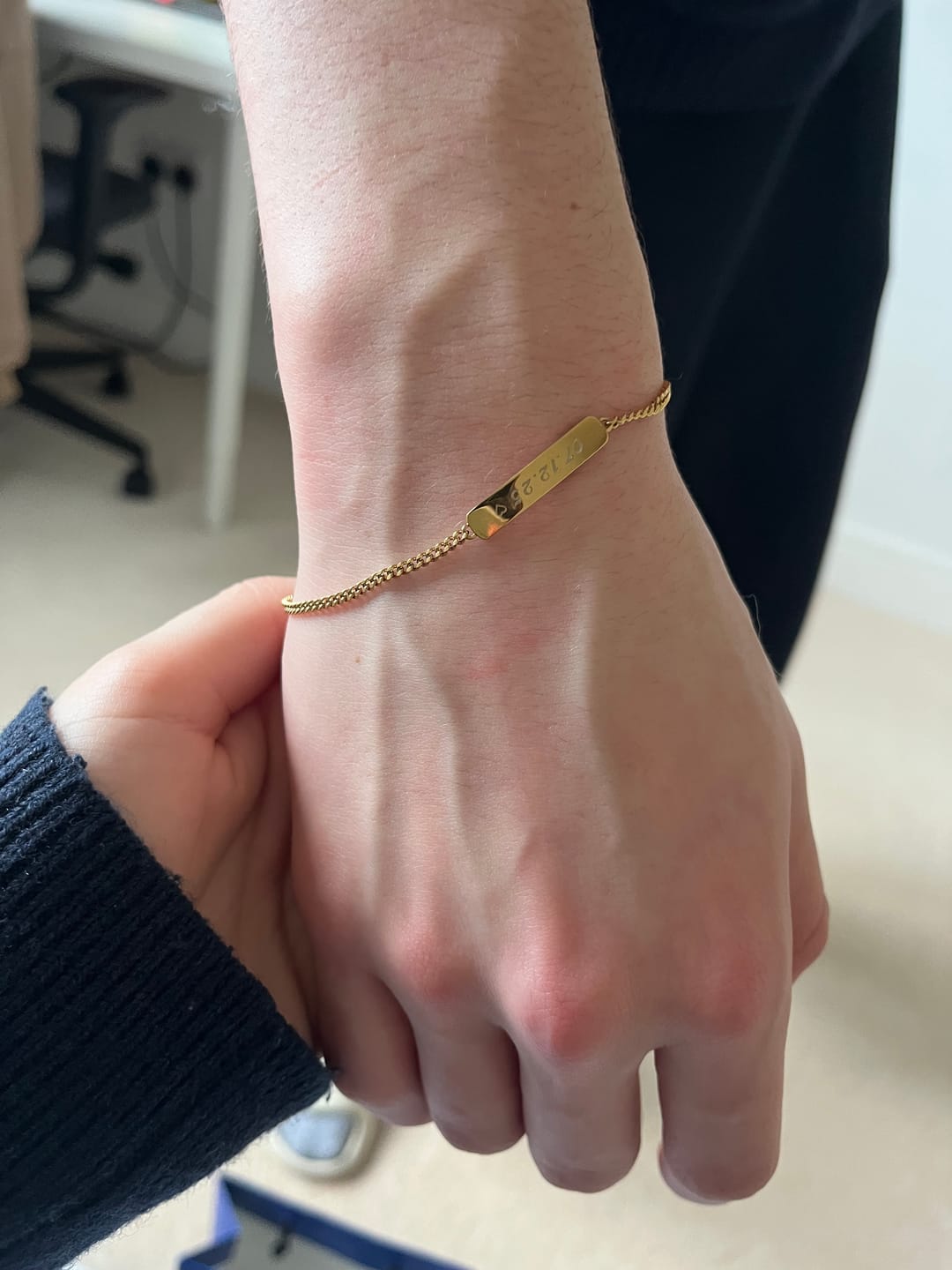 Customer photo review of The Engraved Bracelet Gold