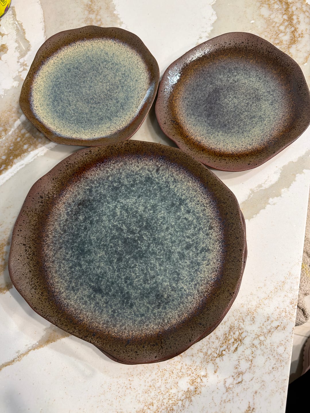 Customer photo review of 16 Piece Set Dinnerware Set-Espresso Stone