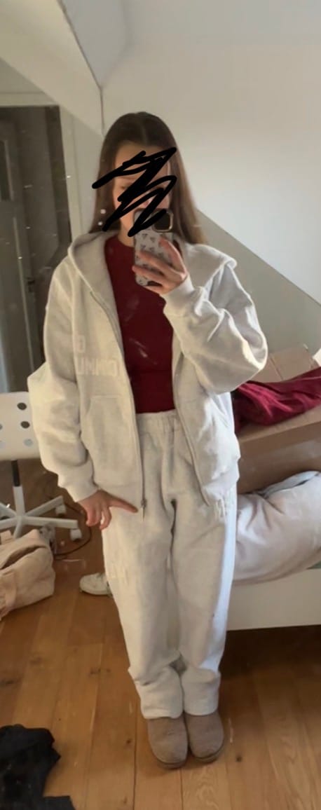 Customer photo review of GATED COMMUNITY ZIP HOODIE LIGHT GREY