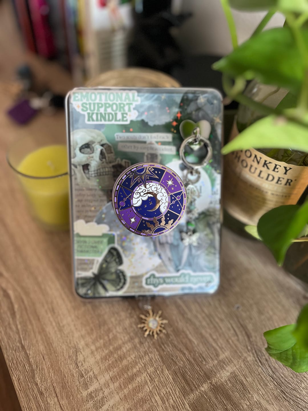 Customer photo review of Otherworldly Clingie