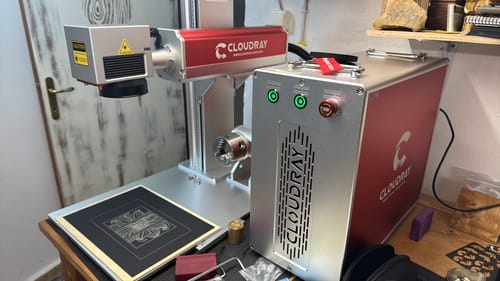 Customer photo review of (EU Warehouse) Cloudray MP-60 60W Mopa Fiber Laser Marking Engraver with D80 Rotary