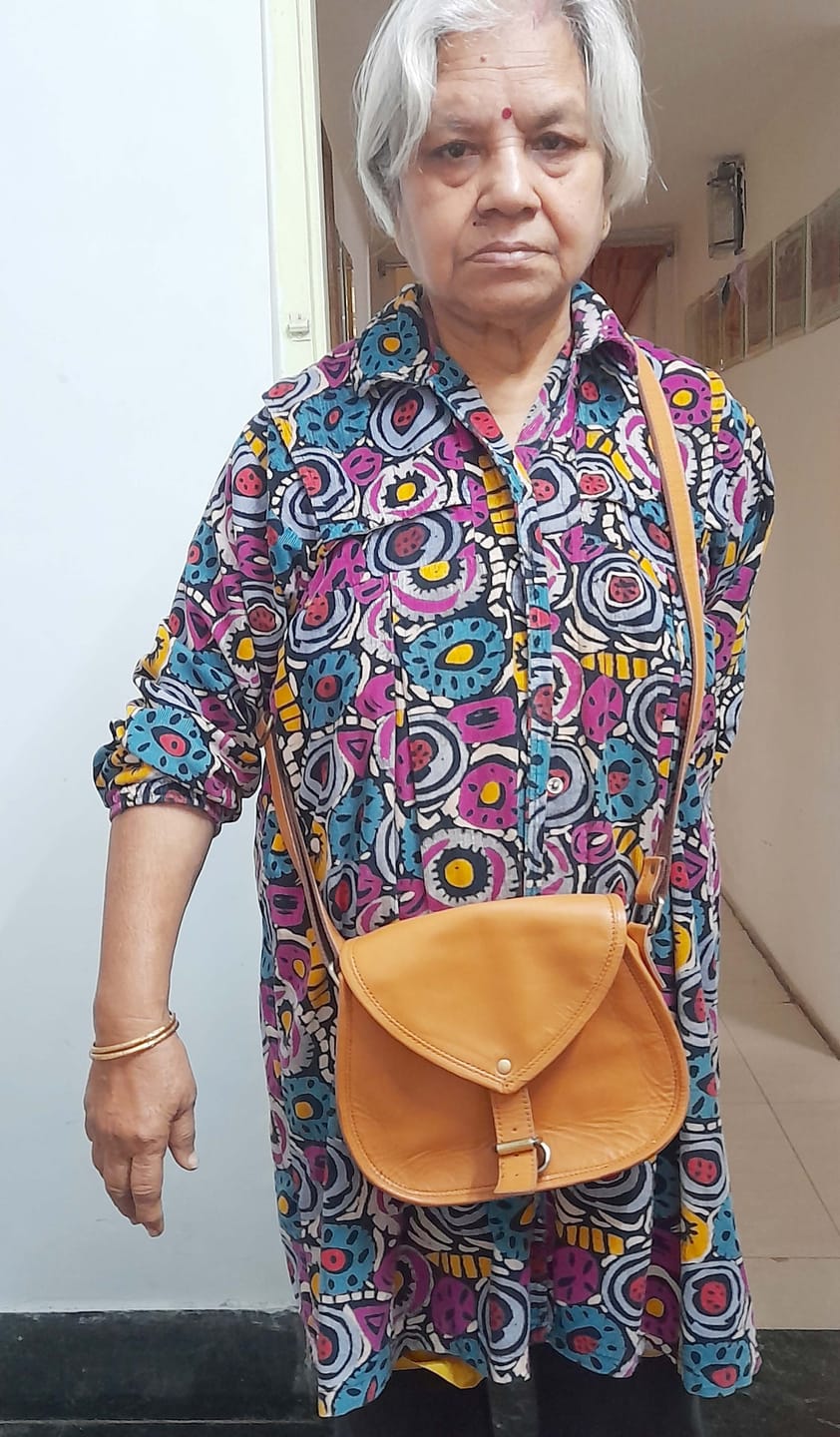 Customer photo review of Willow Crossbody Sling Bag