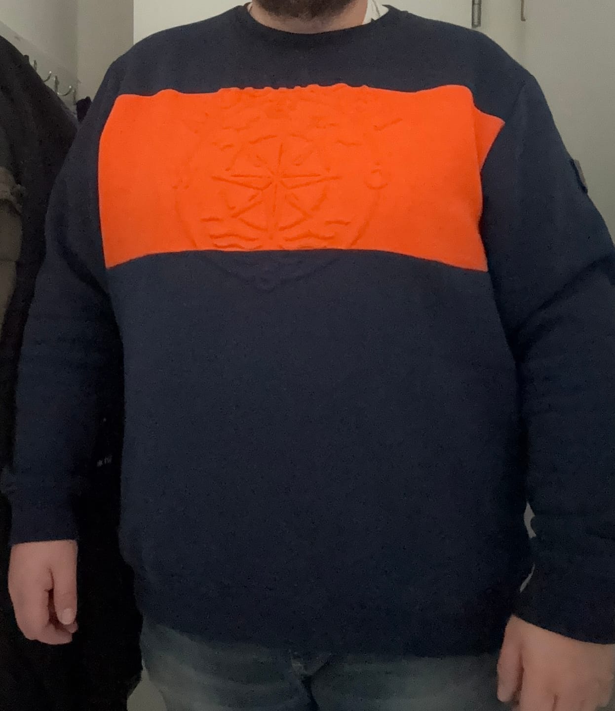 Customer photo review of Mooinzen · Unisex Signature Premium Bio Sweatshirt