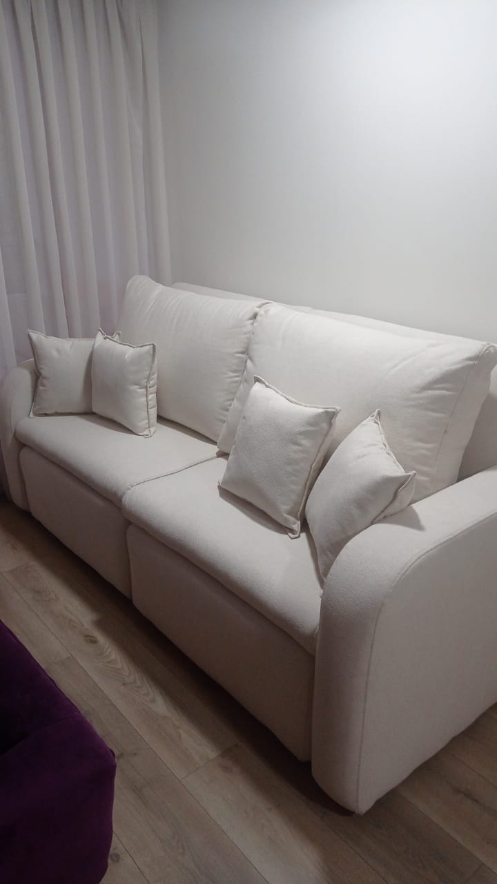 Customer photo review of Sofá cama Toscana