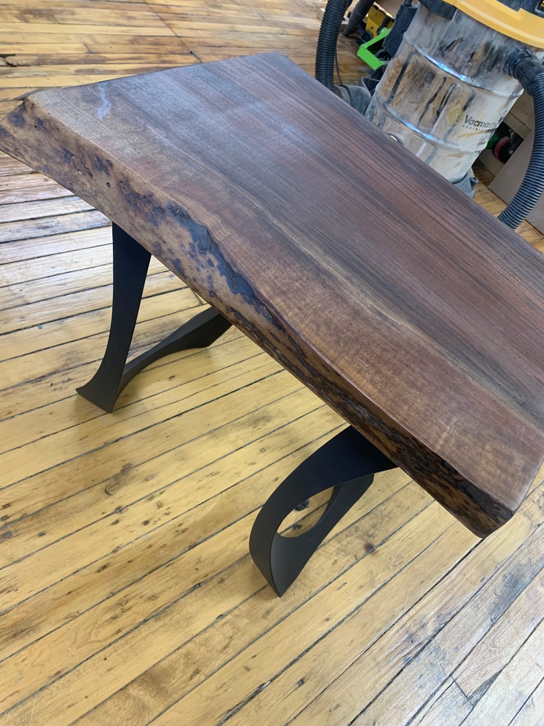 Customer photo review of End Table Legs 218 Cleo 20" H Unique Metal Furniture