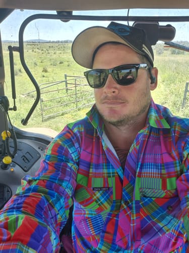 Customer photo review of Static Mens Half Button Workshirt