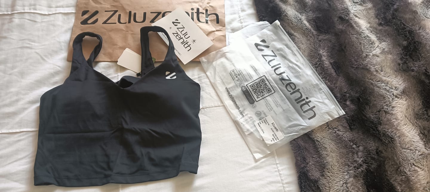 Customer photo review of U-shaped Cut Energy Longline Sports Bra