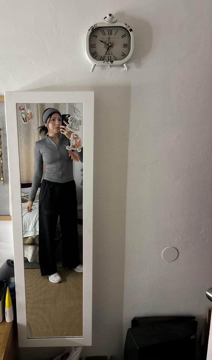 Customer photo review of 2041 - The Midnight Collection - Joggers