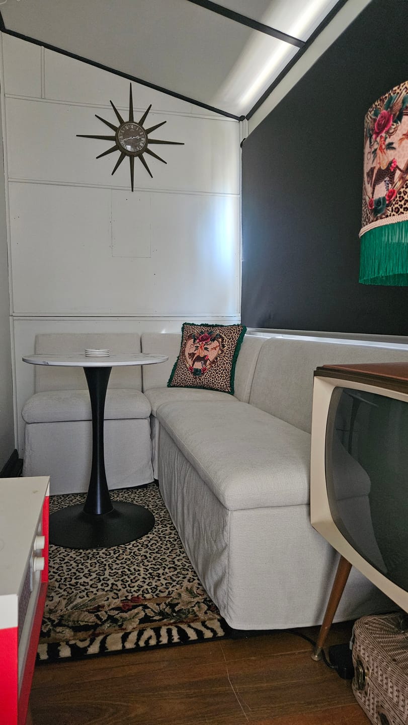 Customer photo review of Tiger Rose Cushion Queen K