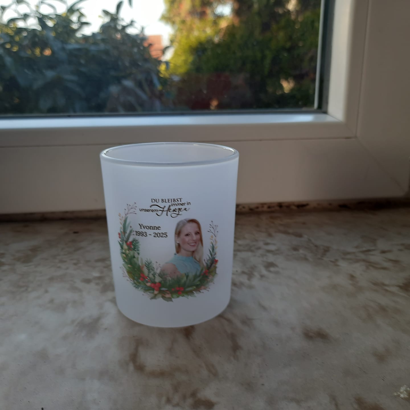 Customer photo review of Bei euch - Personalisiertes Teelicht