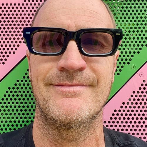 Customer photo review of WELCOME TO COLOMBIA - Gloss Black / Cola Photochromic (VOL.II)