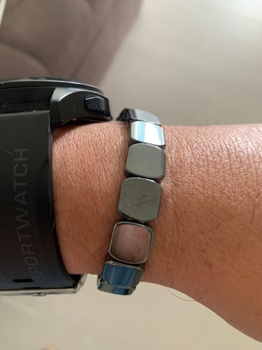 Customer photo review of Pulsera Hora Hematita