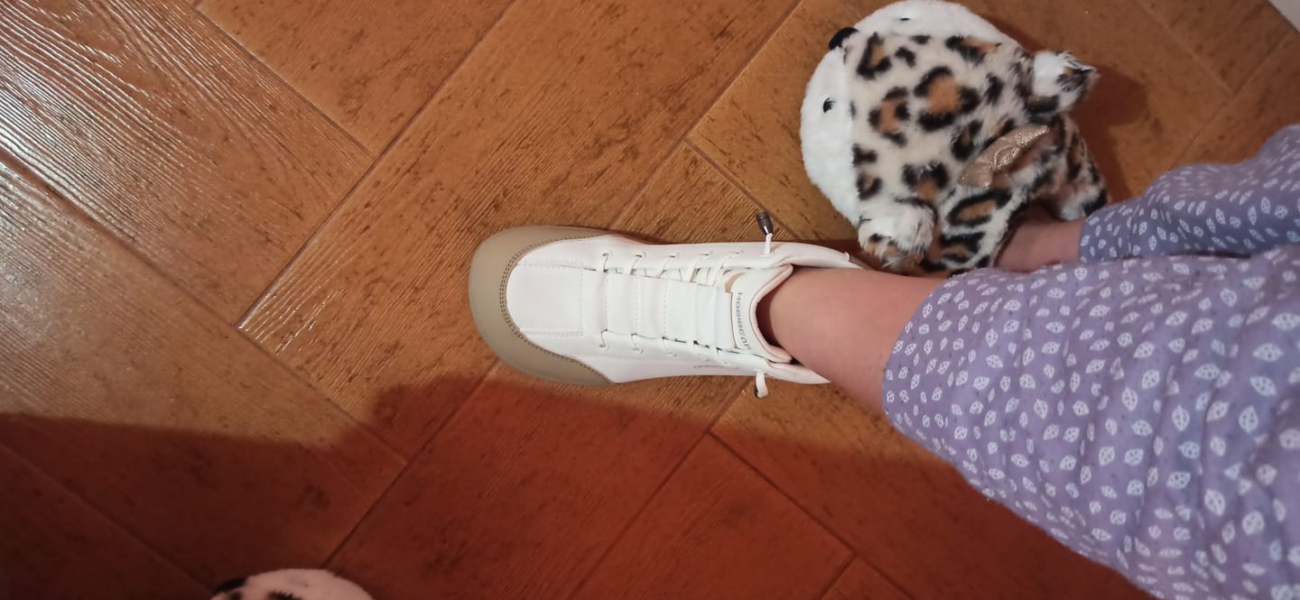 Customer photo review of Yew - Barefoot De Ocio