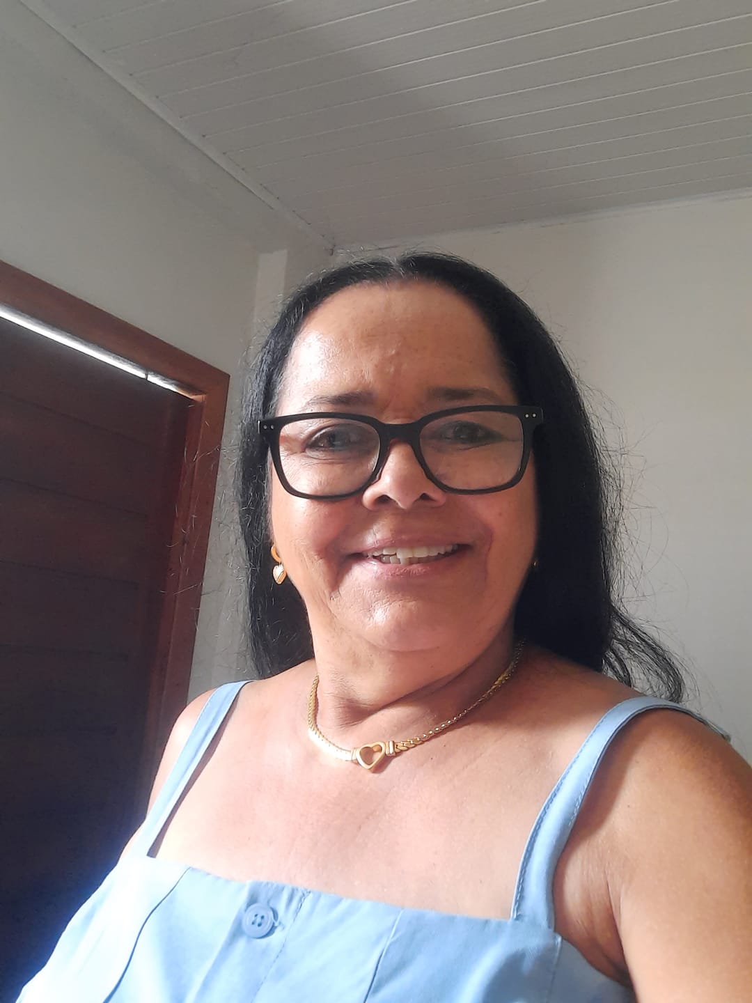Customer photo review of Bracelete Love Banhado em Ouro 18k