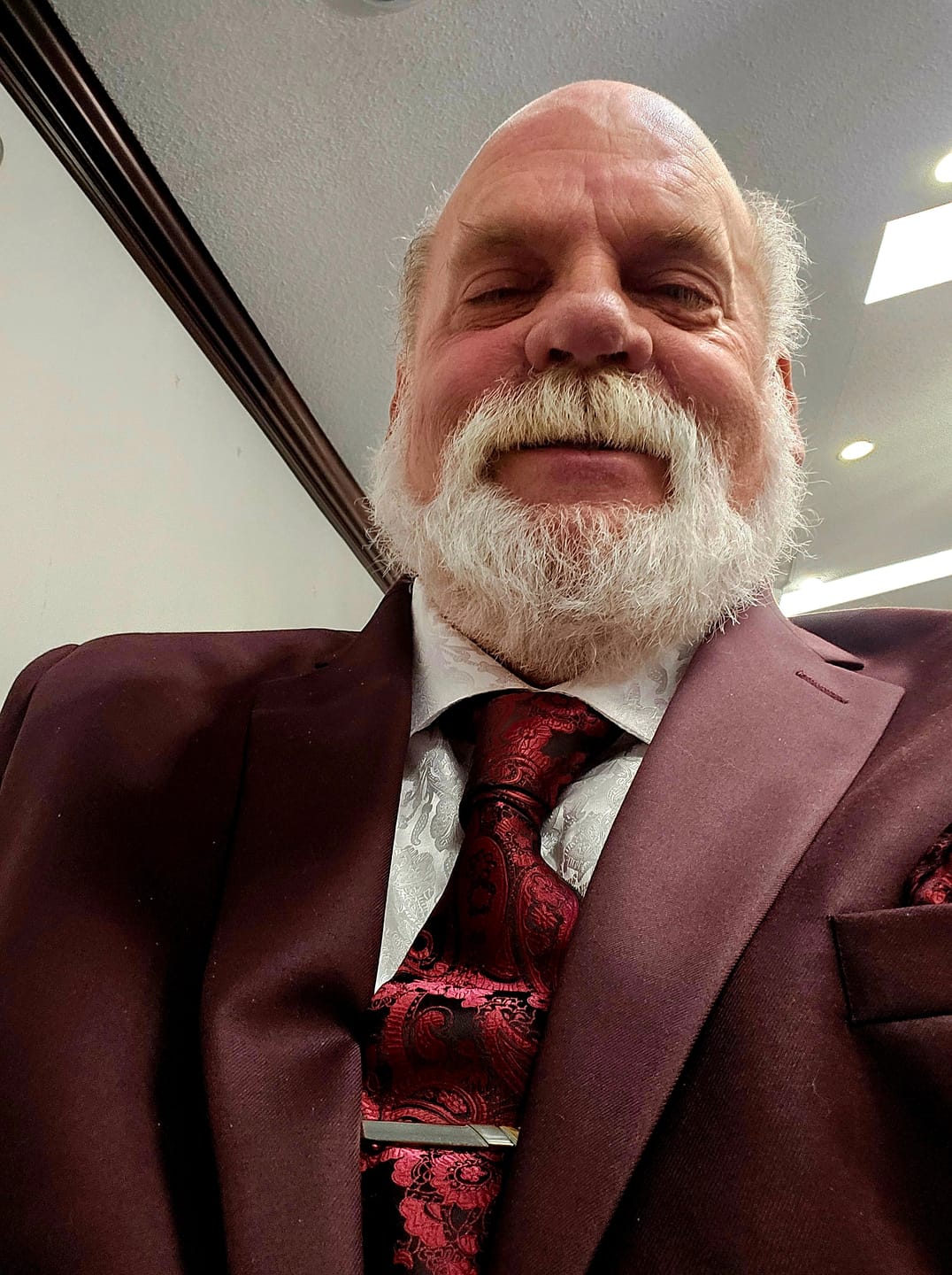 Customer photo review of Barry. Wang Red Tie Classic Stripe Silk Tie Pocket Square Cufflinks Set