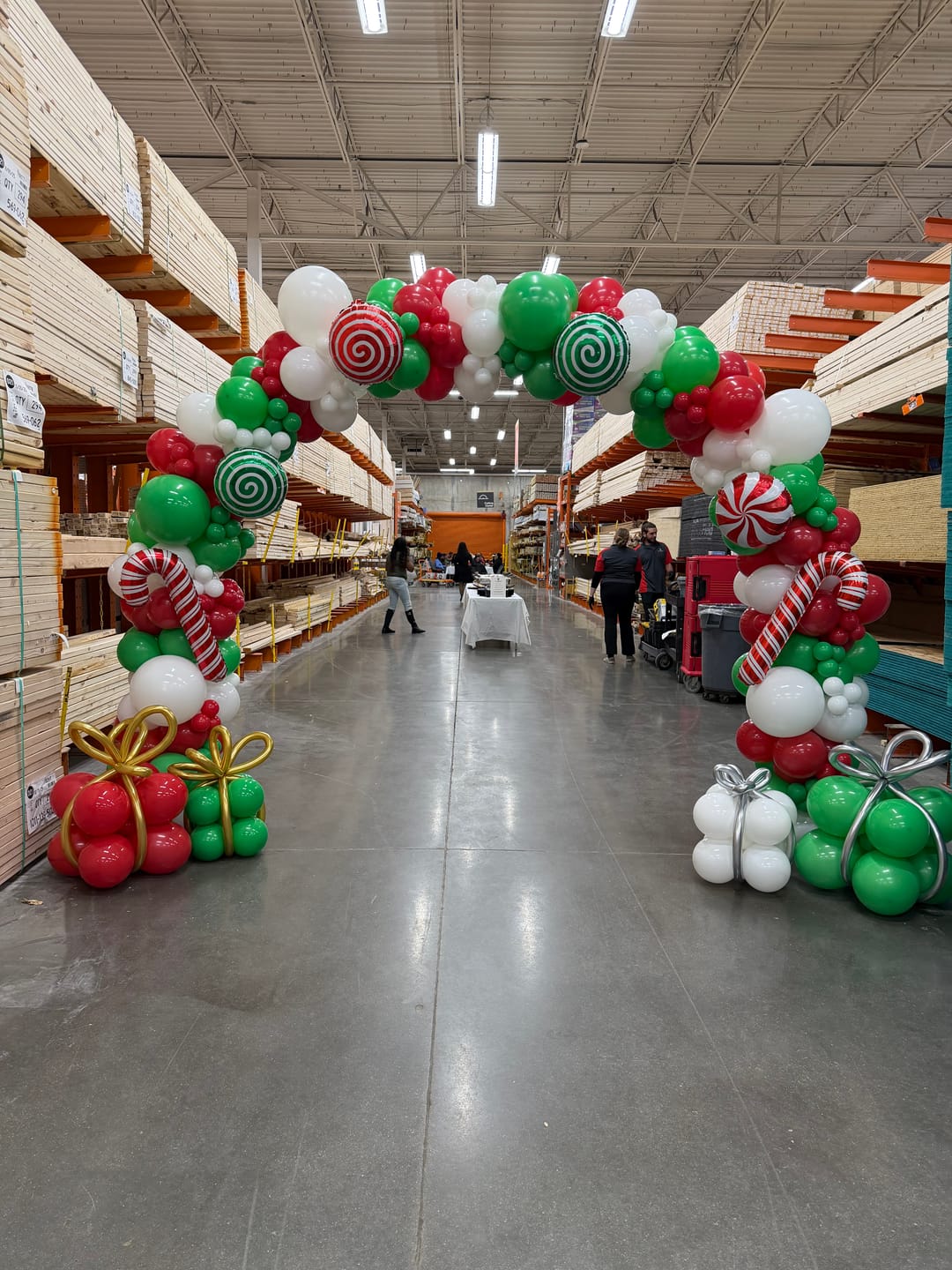 Customer photo review of 10x8 Ft Aluminum Balloon Arch Frame Wedding Arch Stand