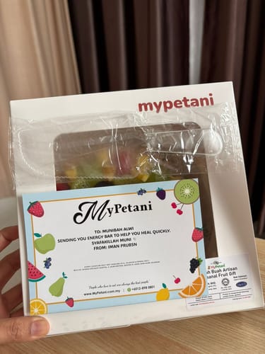 Customer photo review of Signature Fruit Tart [Available in KL, Selangor & Penang Only]