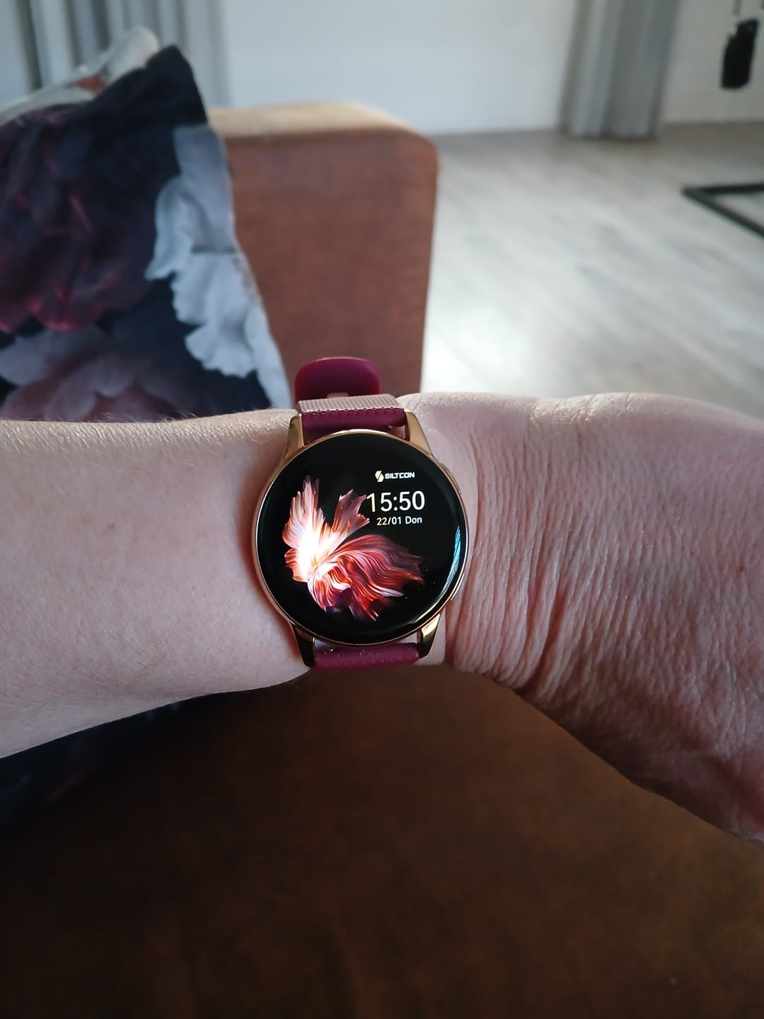 Customer photo review of Siltcon® Auréa Smartwatch Dames Goud