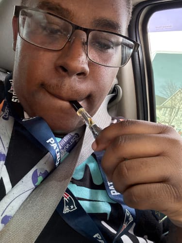 Customer photo review of 1 Gram THC-P Blend Vape Cartridge | Pink Gummy - Indica